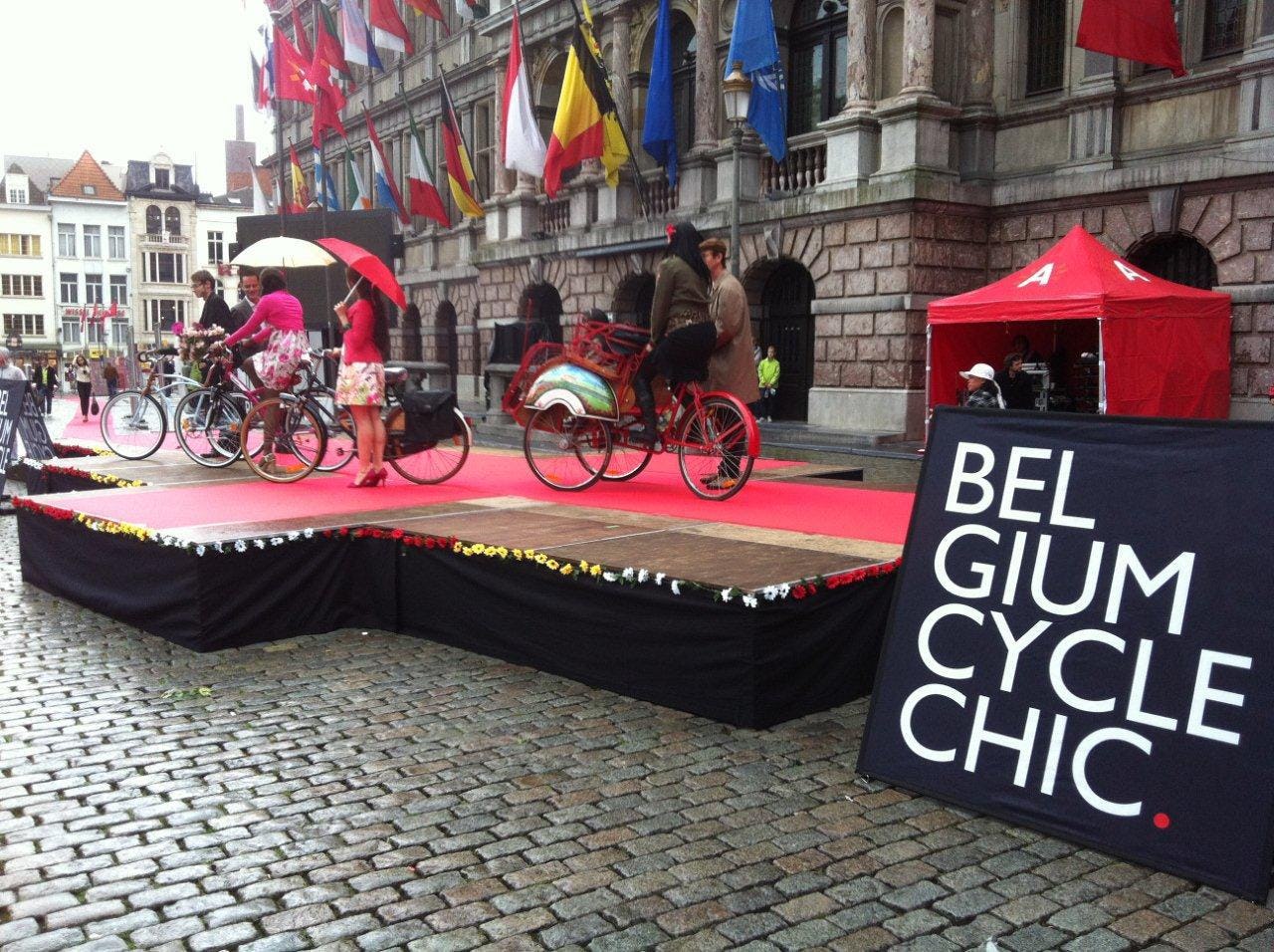 Belgium Cycle Chic organiseert fietsmodeshow in Antwerpen