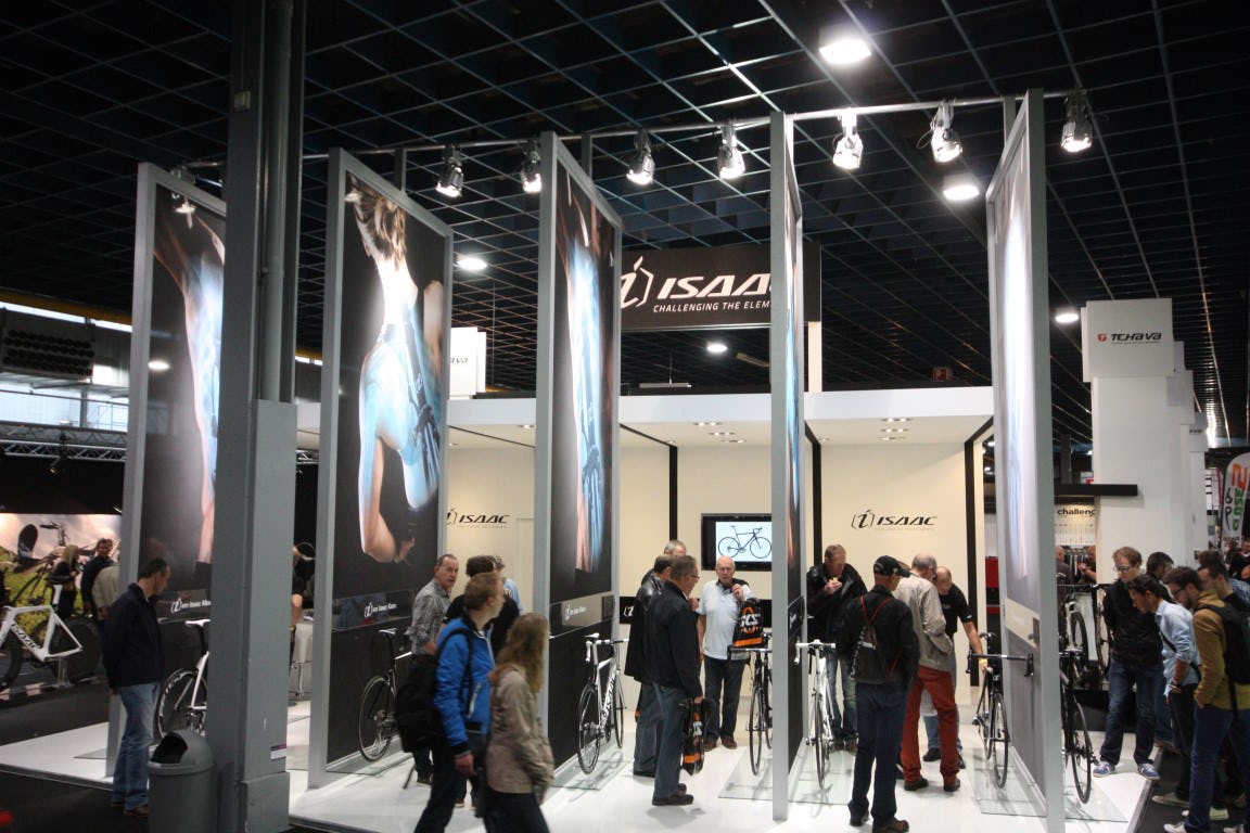 Velofollies (15-17 januari) altijd druk bezocht, heeft voor de derde maal onderzoek uitgevoerd naar de Belgische fietsverkoop.