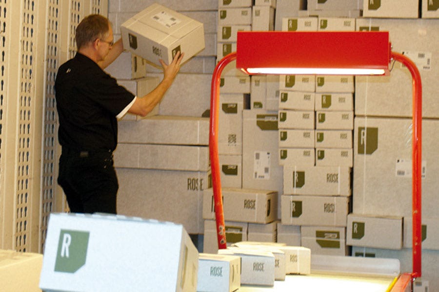 Rose Versand weer operationeel na verwoestende brand