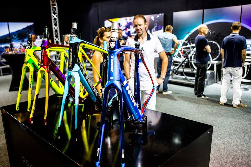 Op zondag 21 juli was de opening van Trek World met een presentatie voor de dealers. Daarna werd op de dagen erna de pers uitgenodigd.