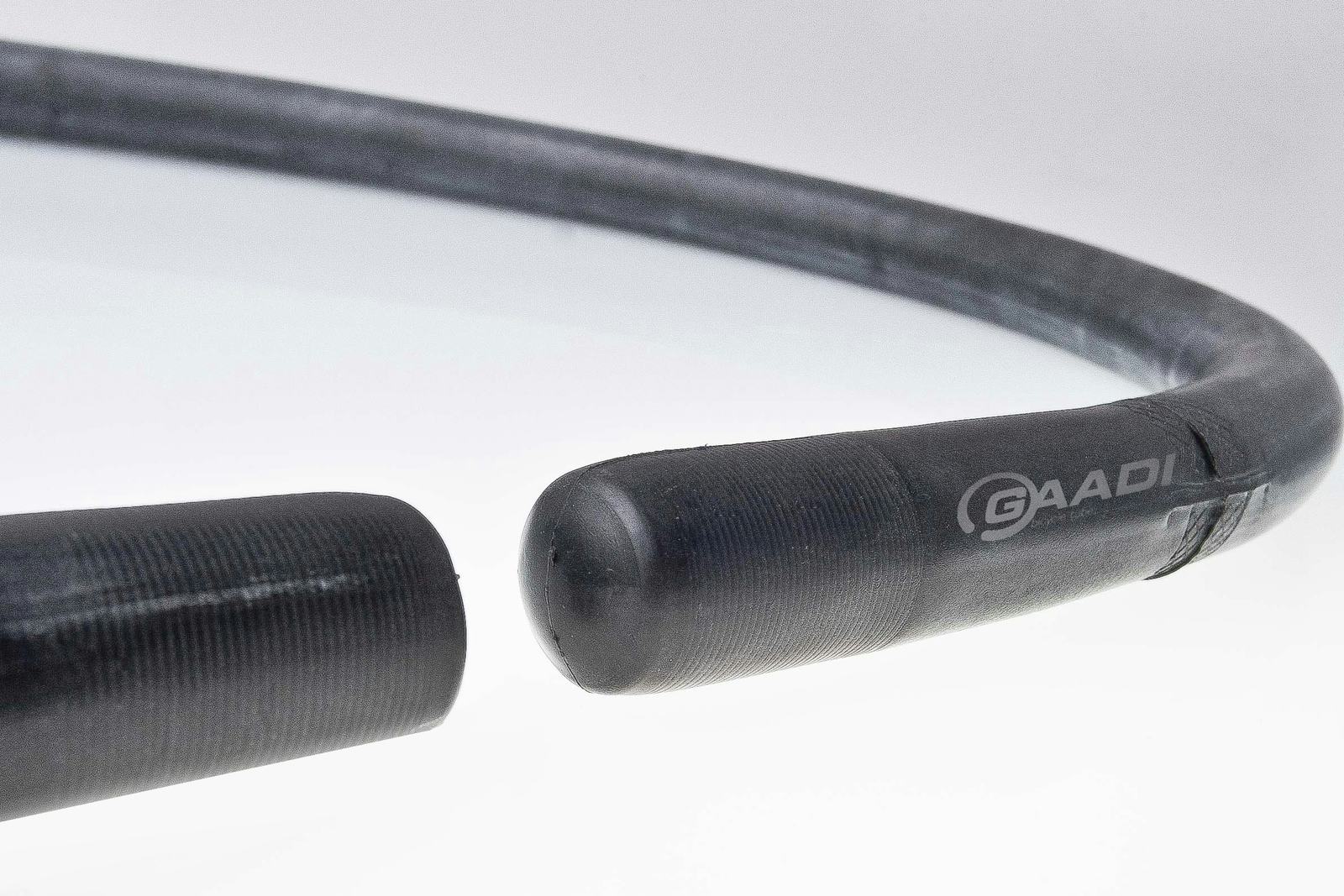 De Gaadi binnenband heeft twee uiteinden, waardoor het wiel niet losgemaakt hoeft te worden bij het vervangen van de band.