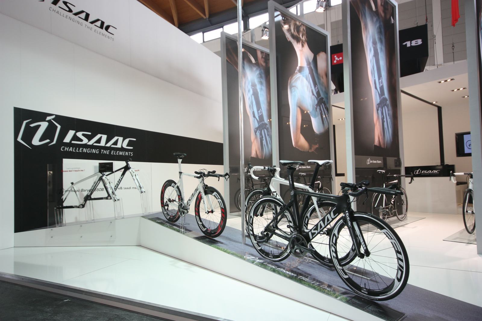 Op de beurs presenteert Isaac een nieuwe 29-er en een 650 MTB.