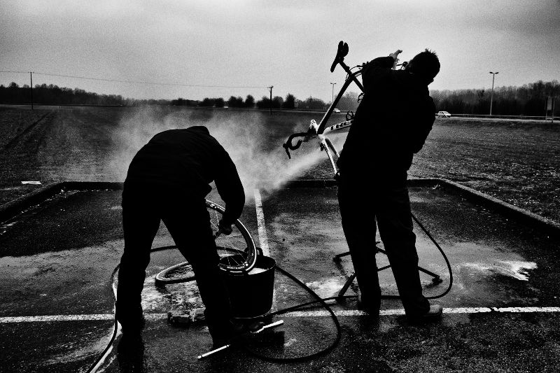 Het Trek Brandbook bevat onder meer verhalen van en over gesponsorde atleten zoals Jens Voigt en Fabian Cancellara.