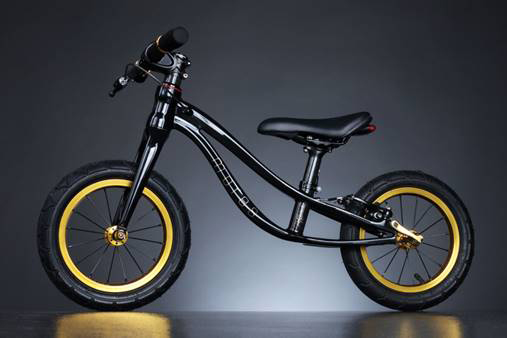 De Petitpierre is te koop vanaf € 1.499,-.