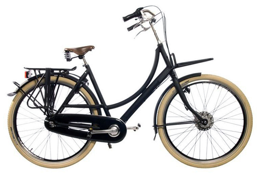 De Azor Ameland is een van de elf modellen die de Premium dealer in zijn showroom heeft staan. 