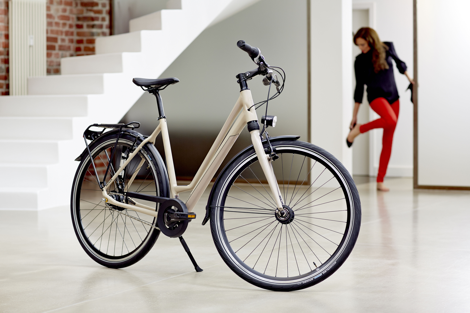 Kenmerkend voor het Koga F3 concept is het frame waarbij ronde vormen afgewisseld worden met scherpe lijnen.