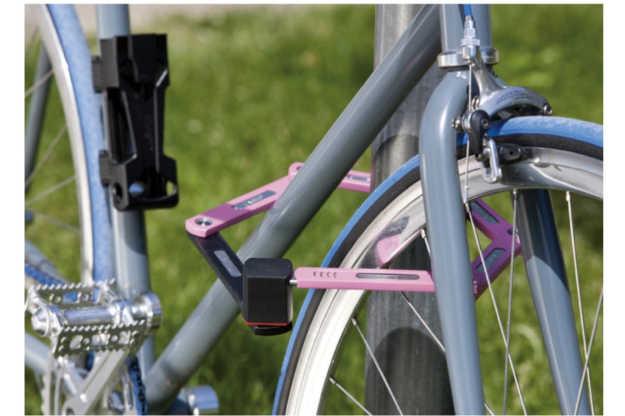 De geavanceerde vouwconstructie van de ABUS uGrip Bordo combineert veiligheid en flexibiliteit met een lichtgewicht en compact ontwerp.