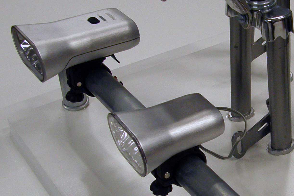 Philips zette z’n eerste stappen op de markt voor fietsverlichting tijdens Eurobike 2009 om zich nu weer terug te trekken. - Photo Tweewieler