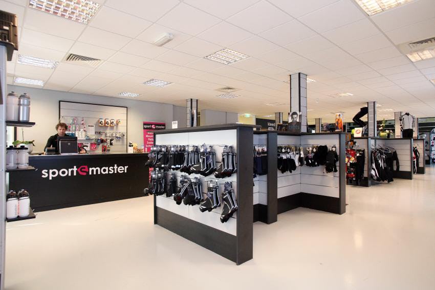 Sportmaster in Soest was gericht op de zeer specifieke doelgroep van duursporters en had een combinatieassortiment van fietsen, running, zwemmen, schaatsen en inline skating.