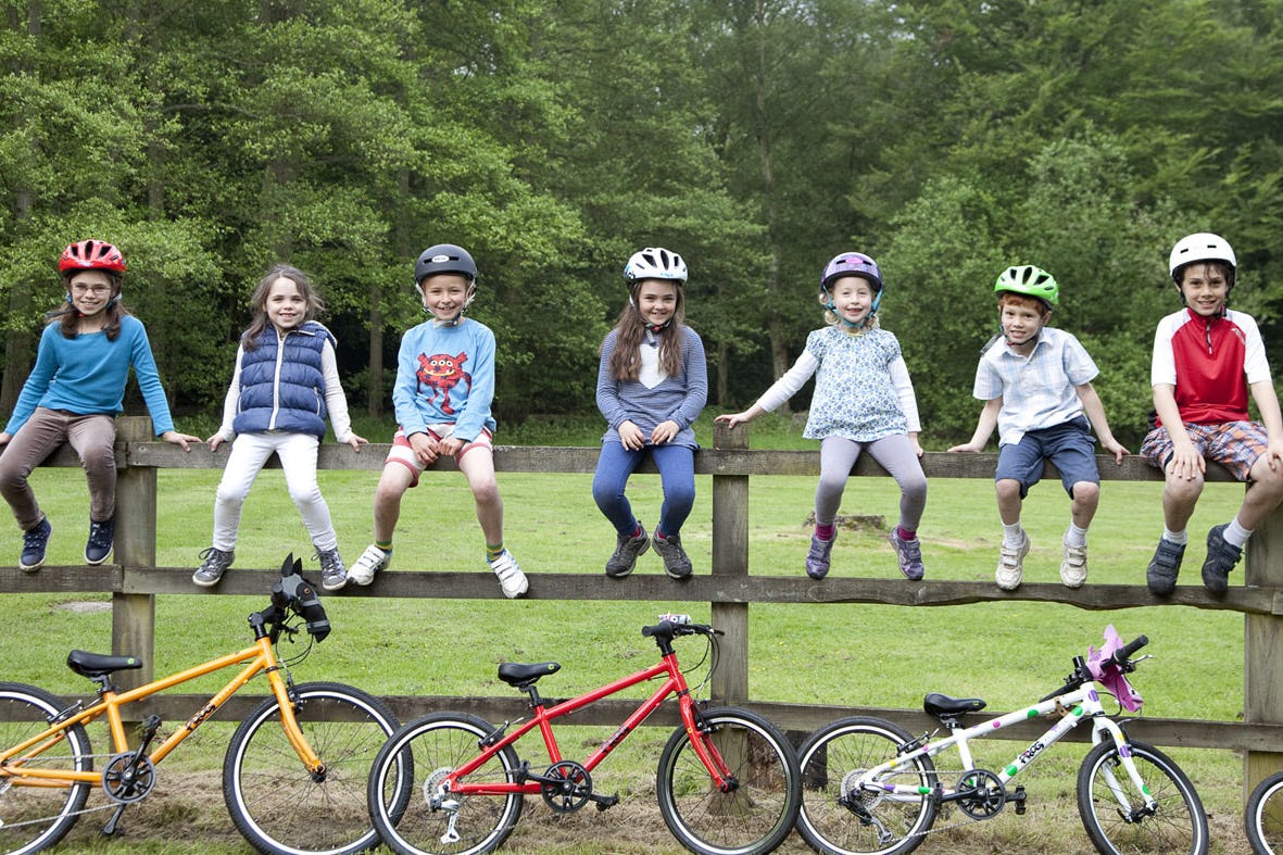 Frog Bikes is gespecialiseerd in kinderfietsen en gebruikt in plaats van zware stalen constructies veilige en stabiele aluminium frames.