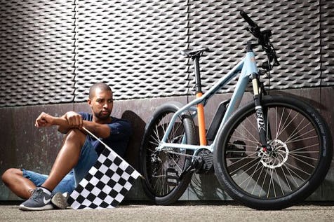 Dit paradepaard BlueLabel Charger GT45 wordt één van de acht speed pedelecs die Riese & Müller voor 2015 in petto heeft. – Foto R&M