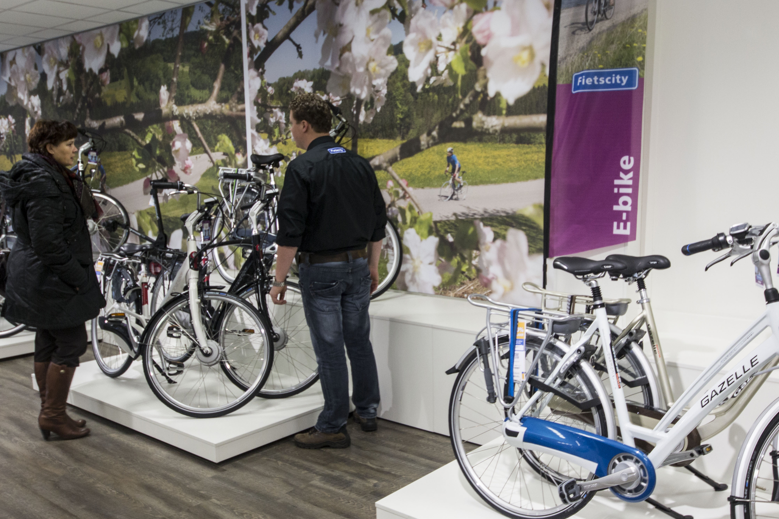 Consument nog immer voorzichtig met grote uitgaven als aan een nieuwe (elektrische) fiets. – Foto Tweewieler