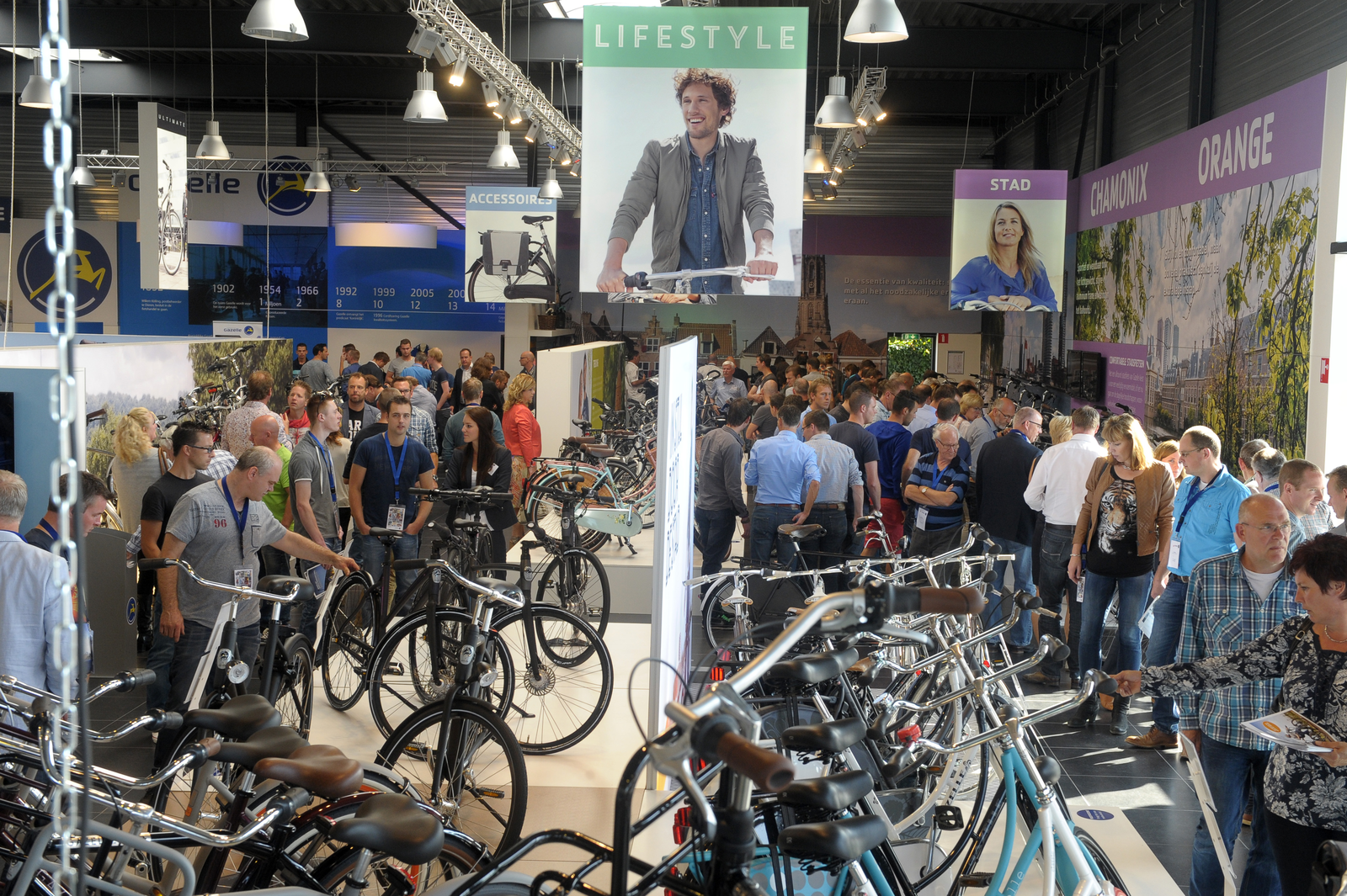 In het Gazelle Experience Center in Amersfoort hebben afgelopen maandag ruim 1.500 bezoekers de nieuwe modellen bekeken.