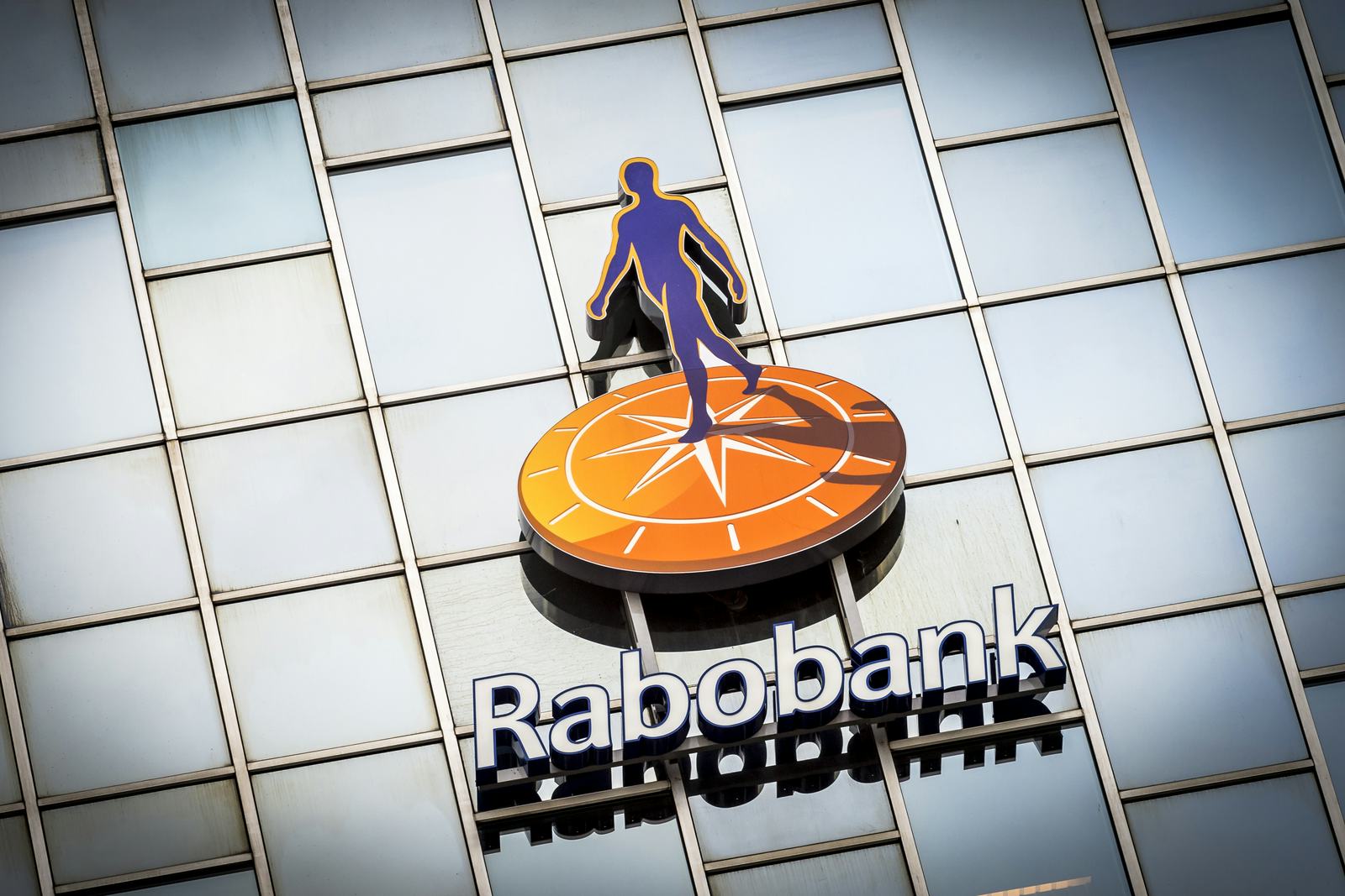 Rabobank signaleert dat de concurrentie voor tweewielerspeciaalzaken de afgelopen jaren sterk is toegenomen.