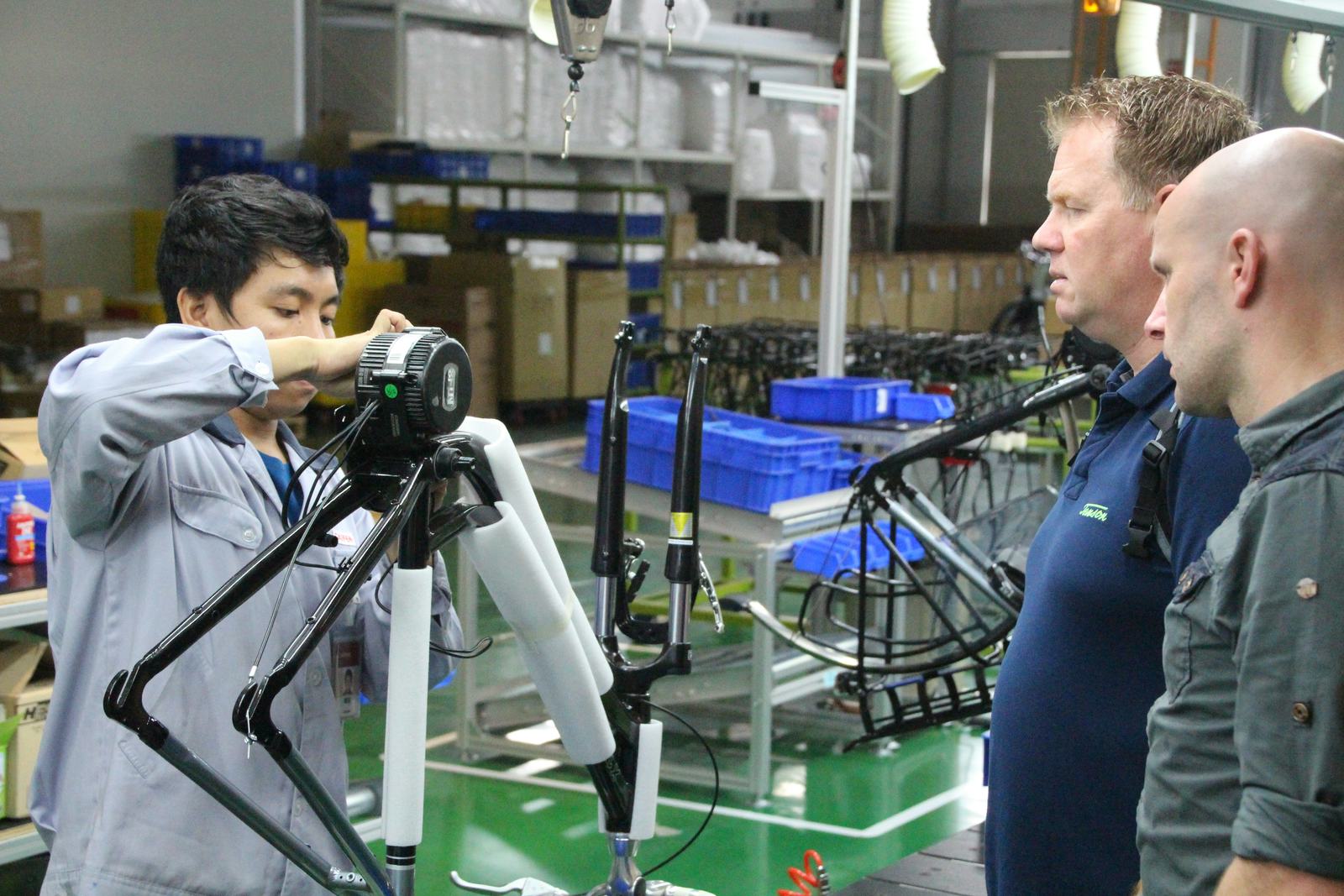 De laatste twee bedrijfsbezoeken gingen naar Darfon en Tern.