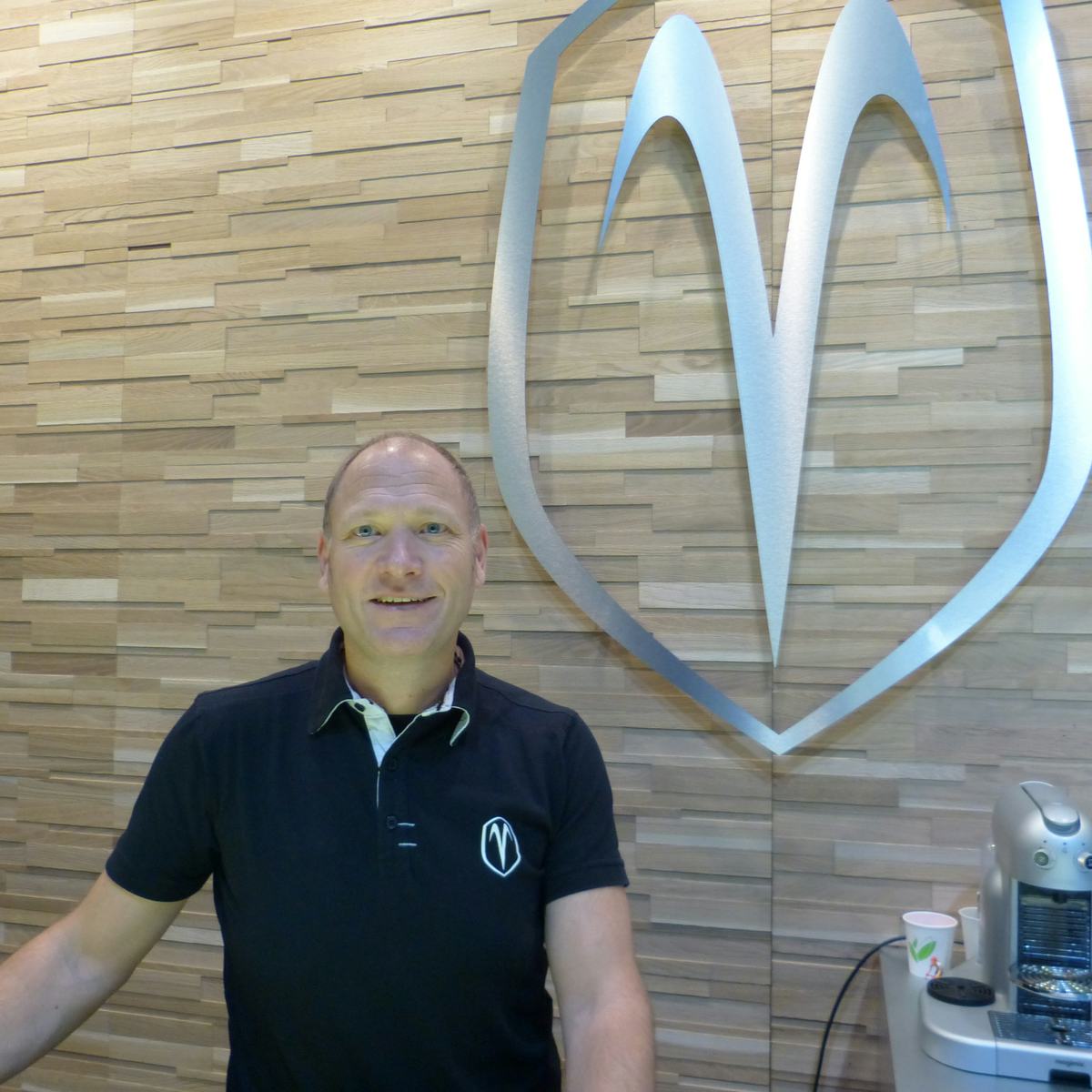 Ralph Moorman, general manager Van Nicholas neemt met spijt in het hart afscheid van het Van Nicholas-team in Numansdorp.