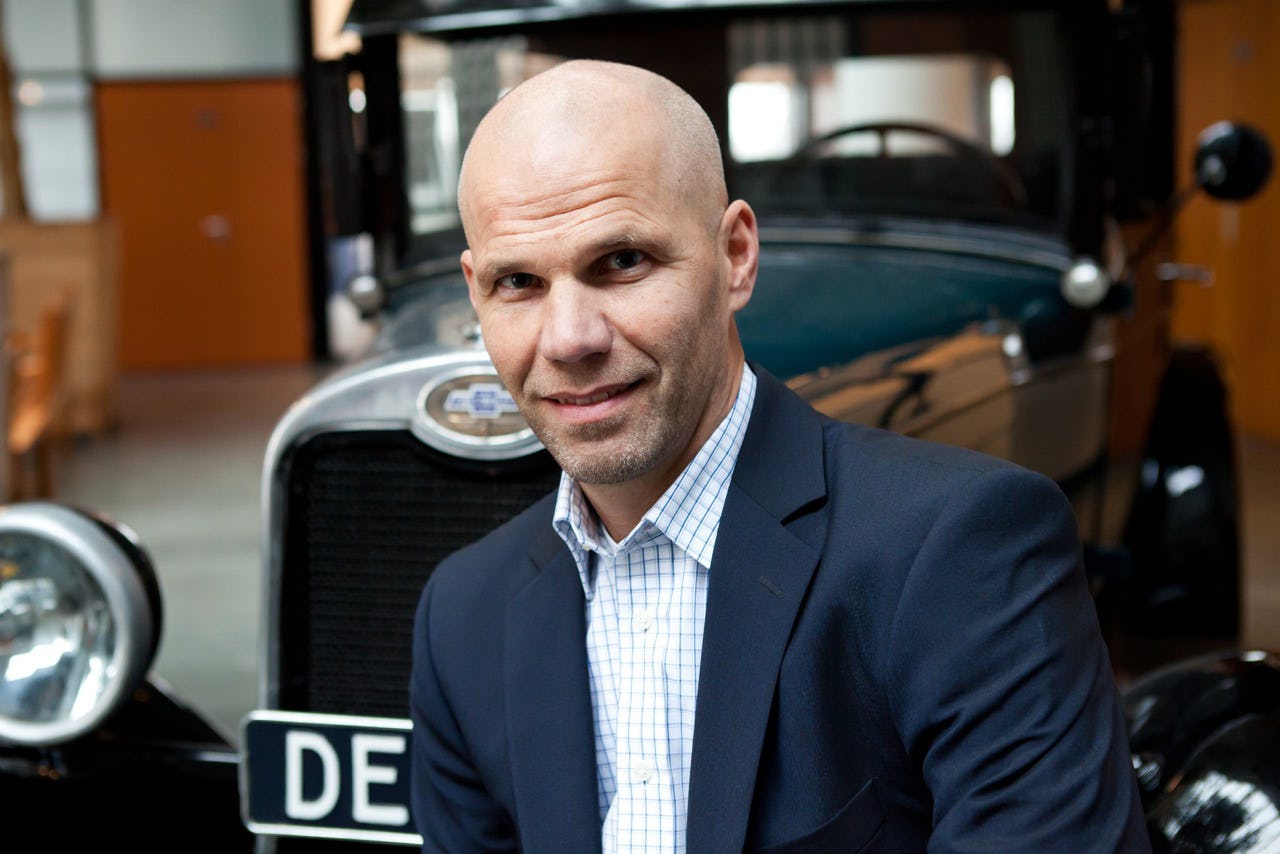 Bernard van Walsem: “Met als basis de sterke merken Rema Tip Top en Simson biedt het bedrijf de optimale mogelijkheden een ontwikkeltraject verder in gang te zetten en hiermee zijn marktpositie te versterken. Ik zie ernaar uit samen met het team hier invulling aan te geven.”