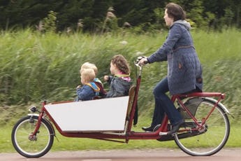 De Veilig-op-de-fiets check wordt ondersteund door Veilig Verkeer Nederland, Yepp, Batavus en alle ondertekenaars van de Safety Deal. Foto: Task Force Kinderveiligheid