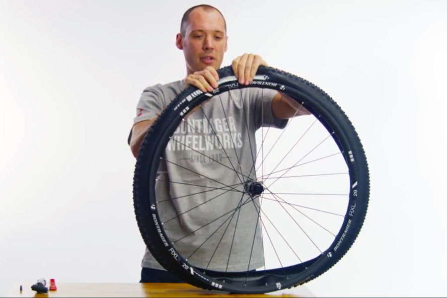 Montage van een Tubeless Reay band van Bontrager