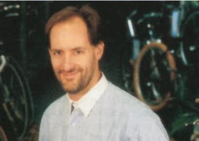 Wie is dit? Stuur uw antwoord naar tweewieler@vakmedianet.nl.