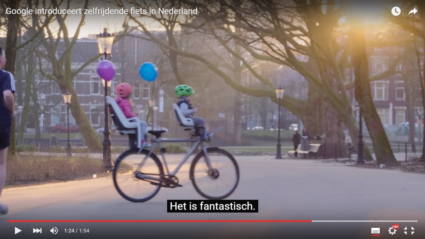 De zelfrijdende fiets is door Google op 1 april geïntroduceerd in Amsterdam.