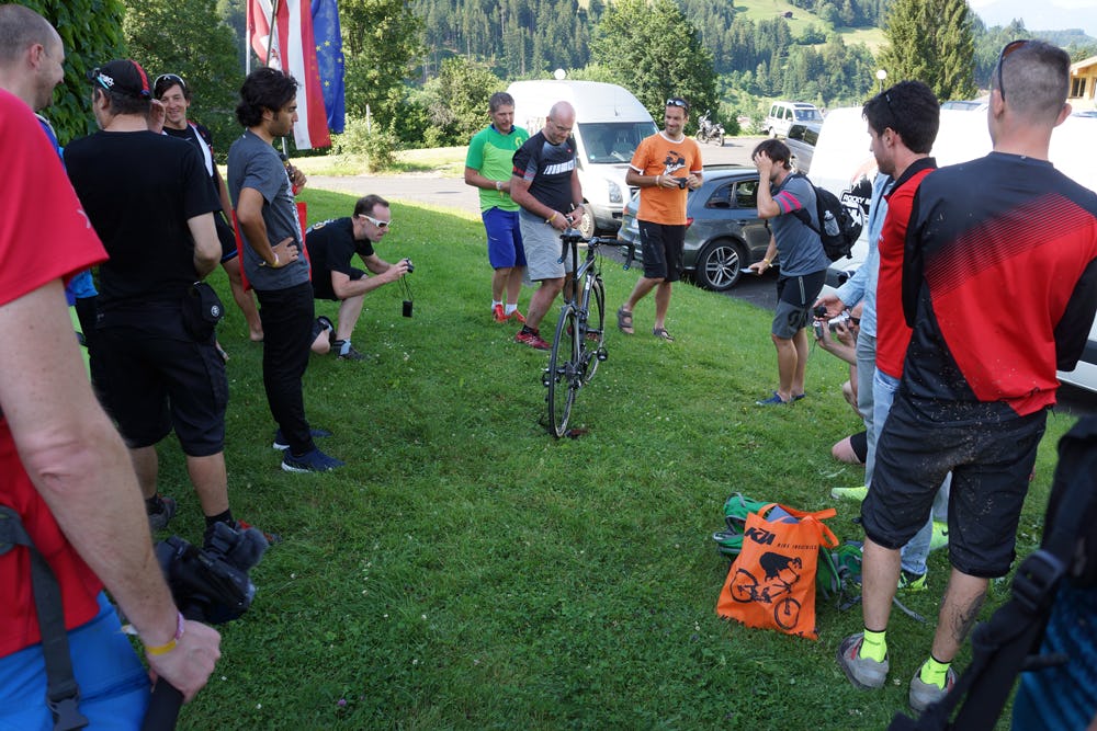 De Eurobike Media Days zijn een voorproefje om de pers alvast lekker te maken voor de Eurobike. Talloze fabrikanten hebben ook nog eens eigen ‘press camps’ georganiseerd. Foto Messe Friedrichshafen
