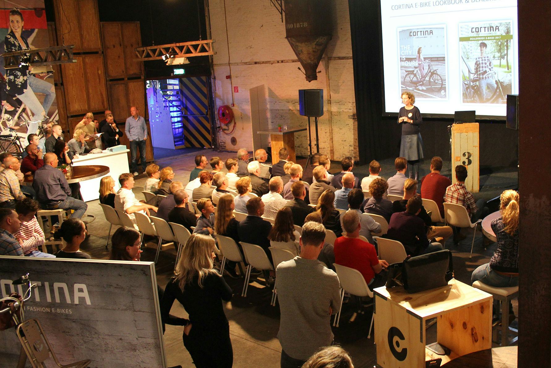 Op het Kruitbosch Bike Event worden in Silo61 alle ins en outs van de nieuwe Cortina e-bike-collectie gedeeld. Foto Kruitbosch