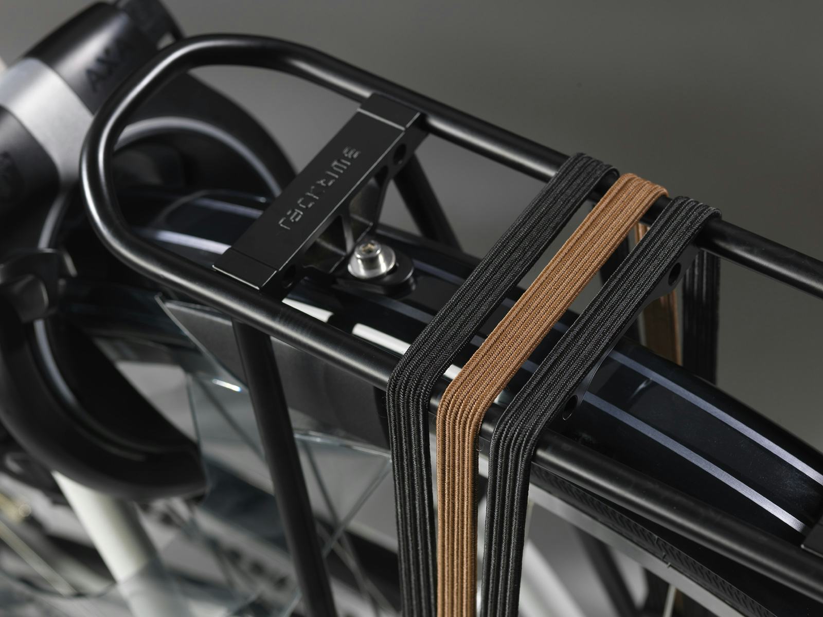 Personeelstekort? Waarom zou je die snelbinder dan gratis monteren?