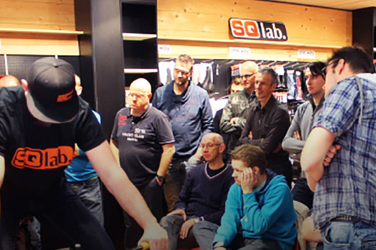 SQlab academy maakt van dealers een ergonomie expert in 1 dag. Foto Oneway Distribution