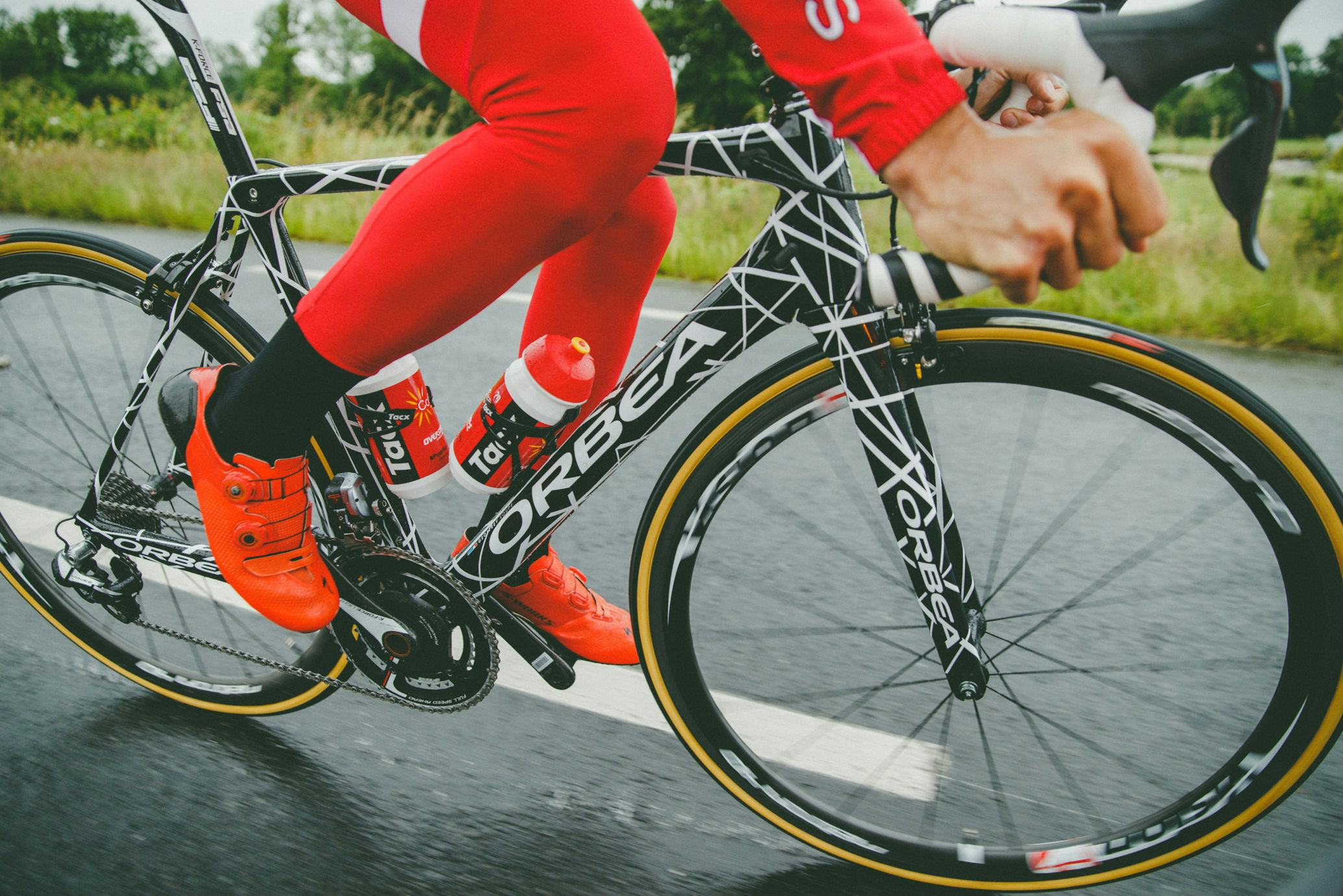 Tijdens de laatste Tour de France viel team Cofidis op door de opvallende designs van de Orbea fietsen. Foto Orbea