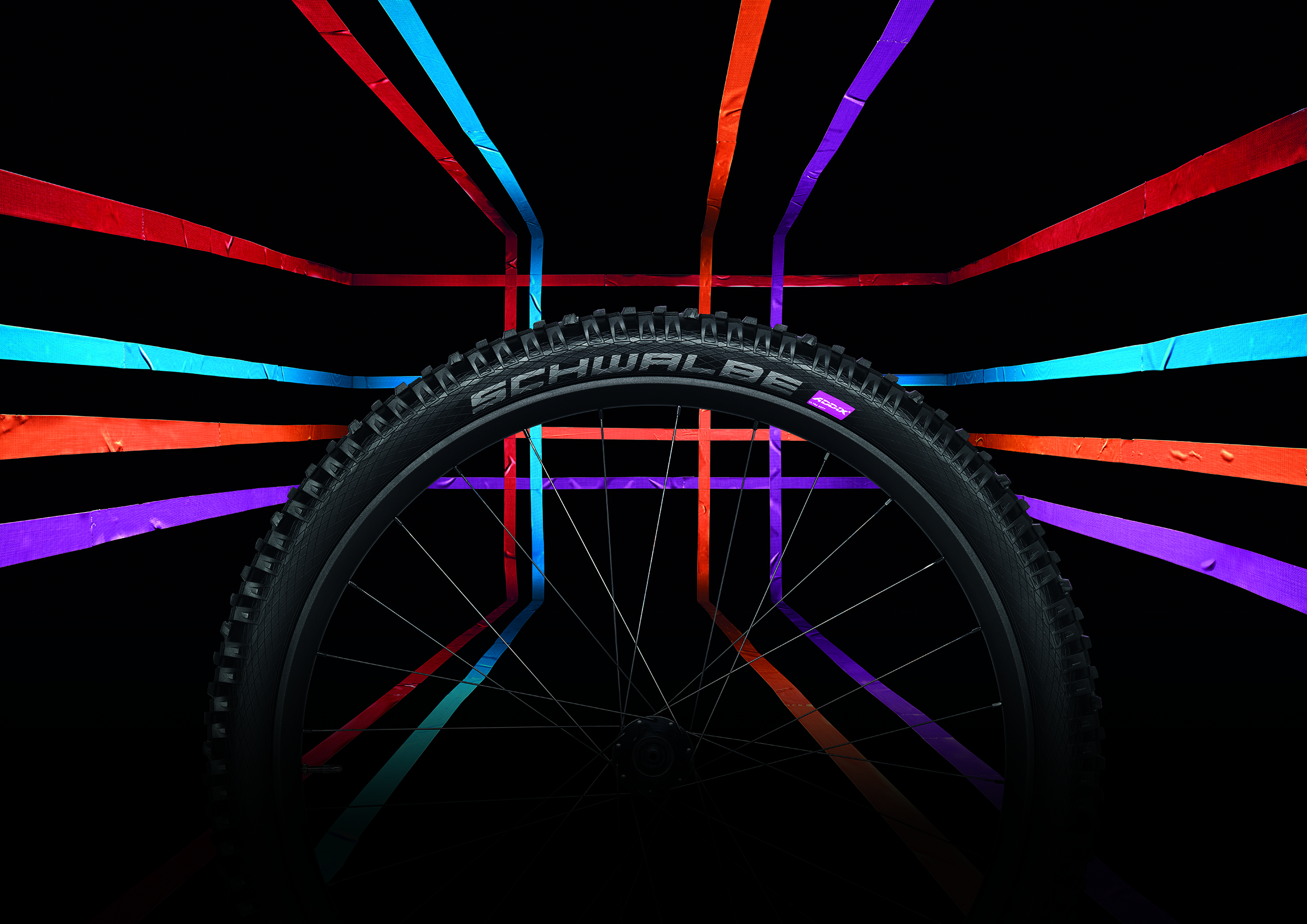 Speed, Speedgrip, Soft, Ultrasoft: een kleurstreep op het profiel en het label op de zijwand laten zien om welk ADDIX-compound het gaat. Foto Schwalbe
