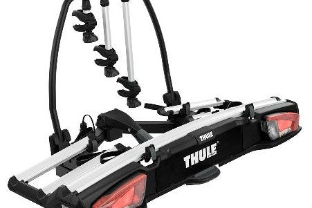 De Thule VeloSpace XT vraagt minimale inspanning bij het beladen en afladen van fietsen, wat de drager bij uitstek geschikt maakt voor zware fietsen. Foto Thule