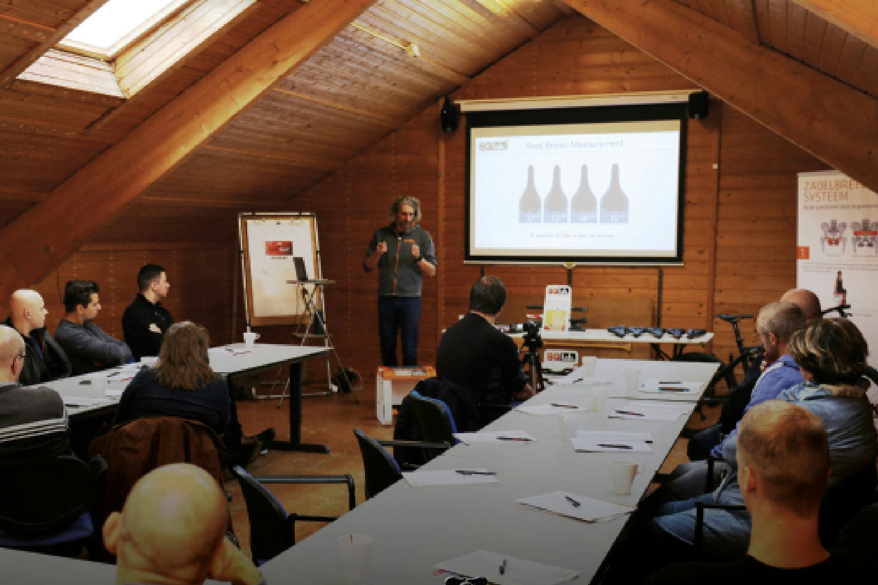 20 november wordt een tweede SQlab producttraining gegeven waar dealers zich nog voor kunnen aanmelden.Tijdens de trainin wordt dieper ingegaan op het uitvoeren van zadelmetingen, gripmetingen en het vaststellen van de voetstand. Foto: Oneway Distribution