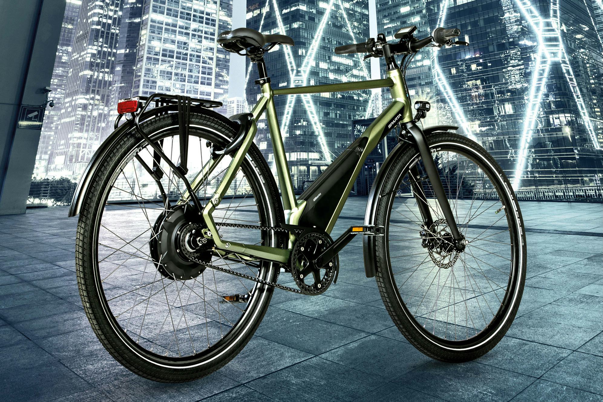 De Sparta R5Te richt zich op de eigentijdse, internationaal georiënteerde woon-werk forens. Foto Sparta