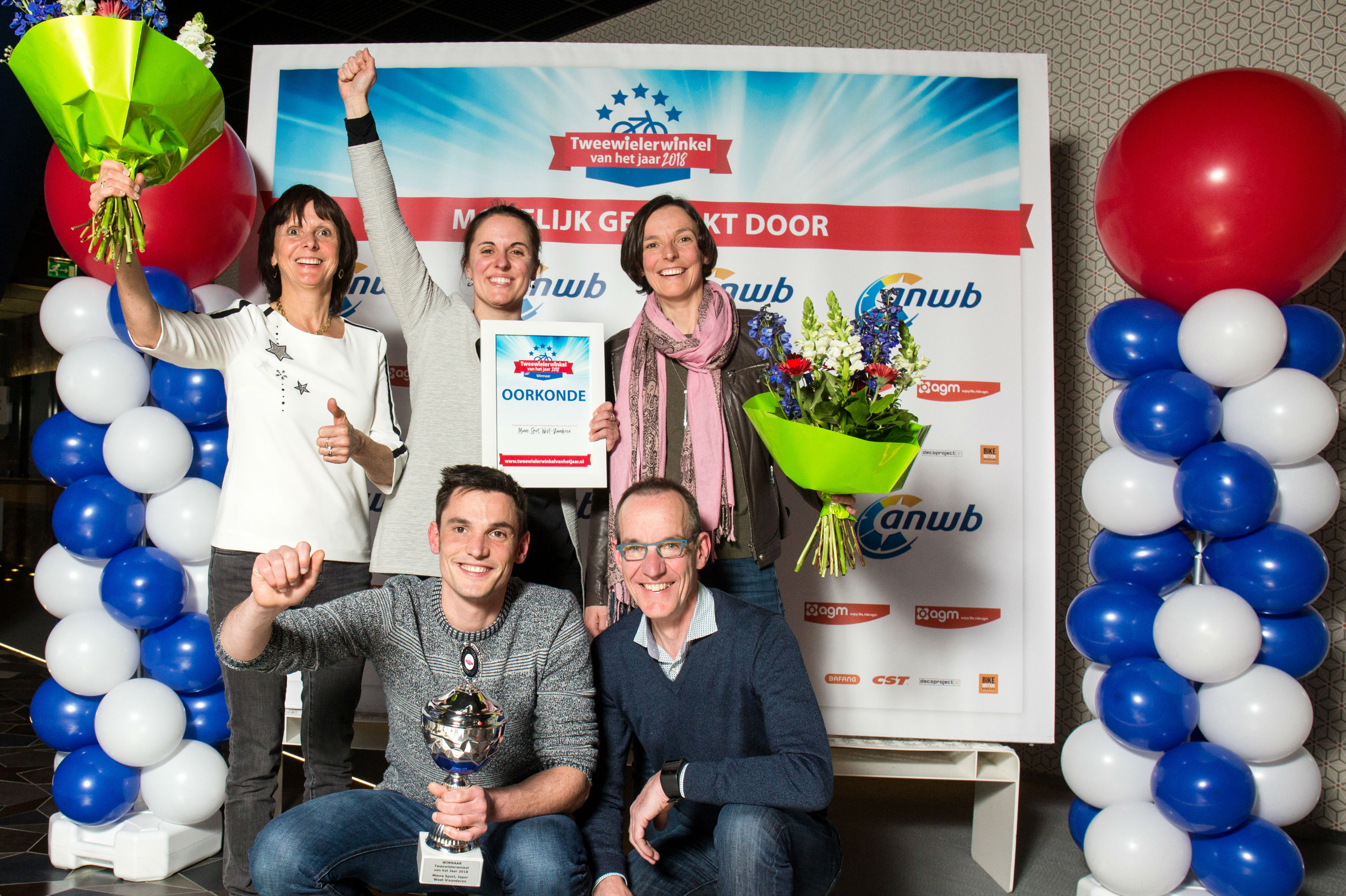 De Tweewielerwinkel van het Jaar 2018 is geworden: Minne Sport uit het Belgisch Ieper. De winkel scoorde bij de vakjury het hoogst op alle criteria. Foto Herbert Wiggerman