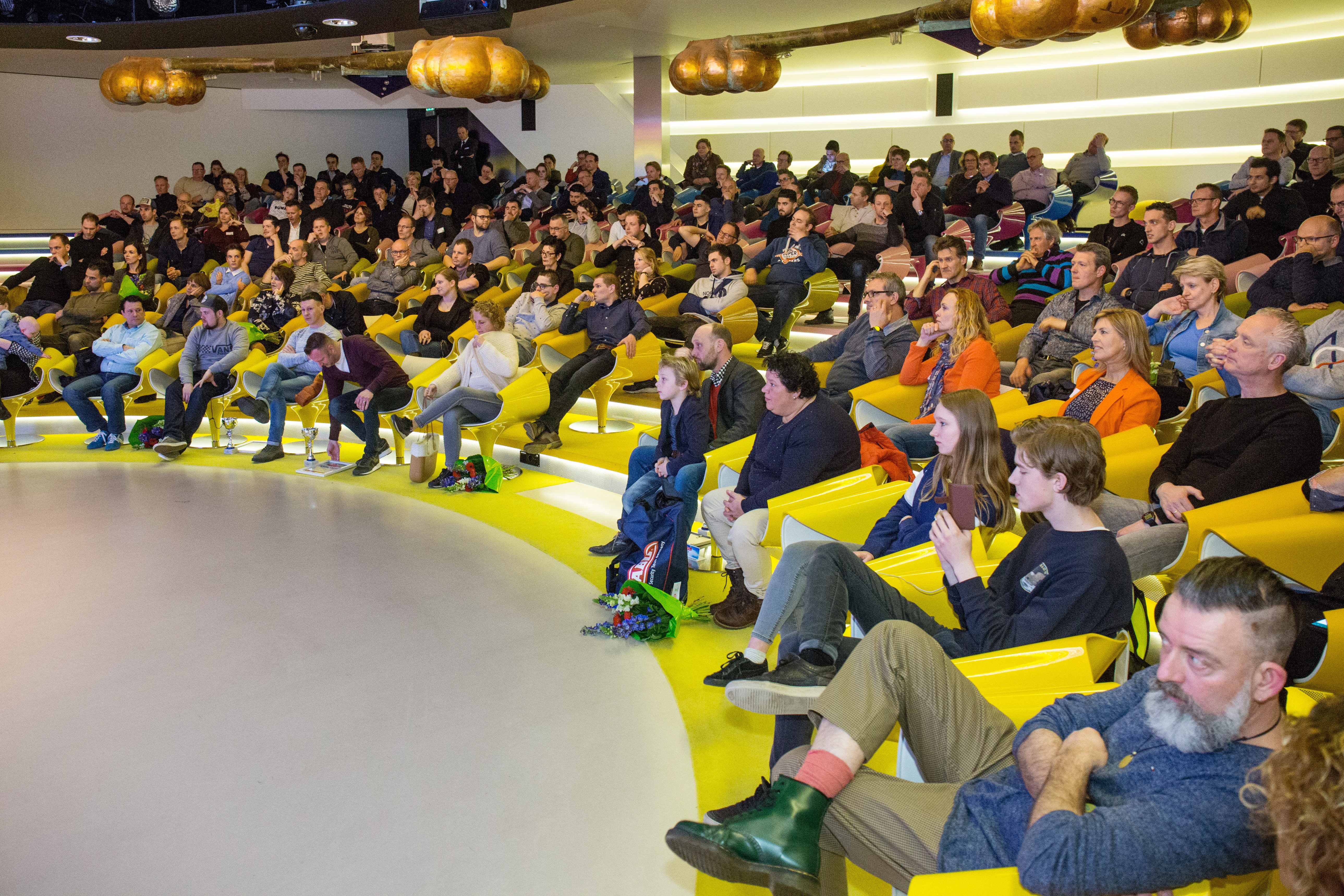 De uitreiking van de Tweewielerwinkel van het Jaar 2018 in het Auditorium van de Jaarbeurs. Foto Herbert Wiggerman