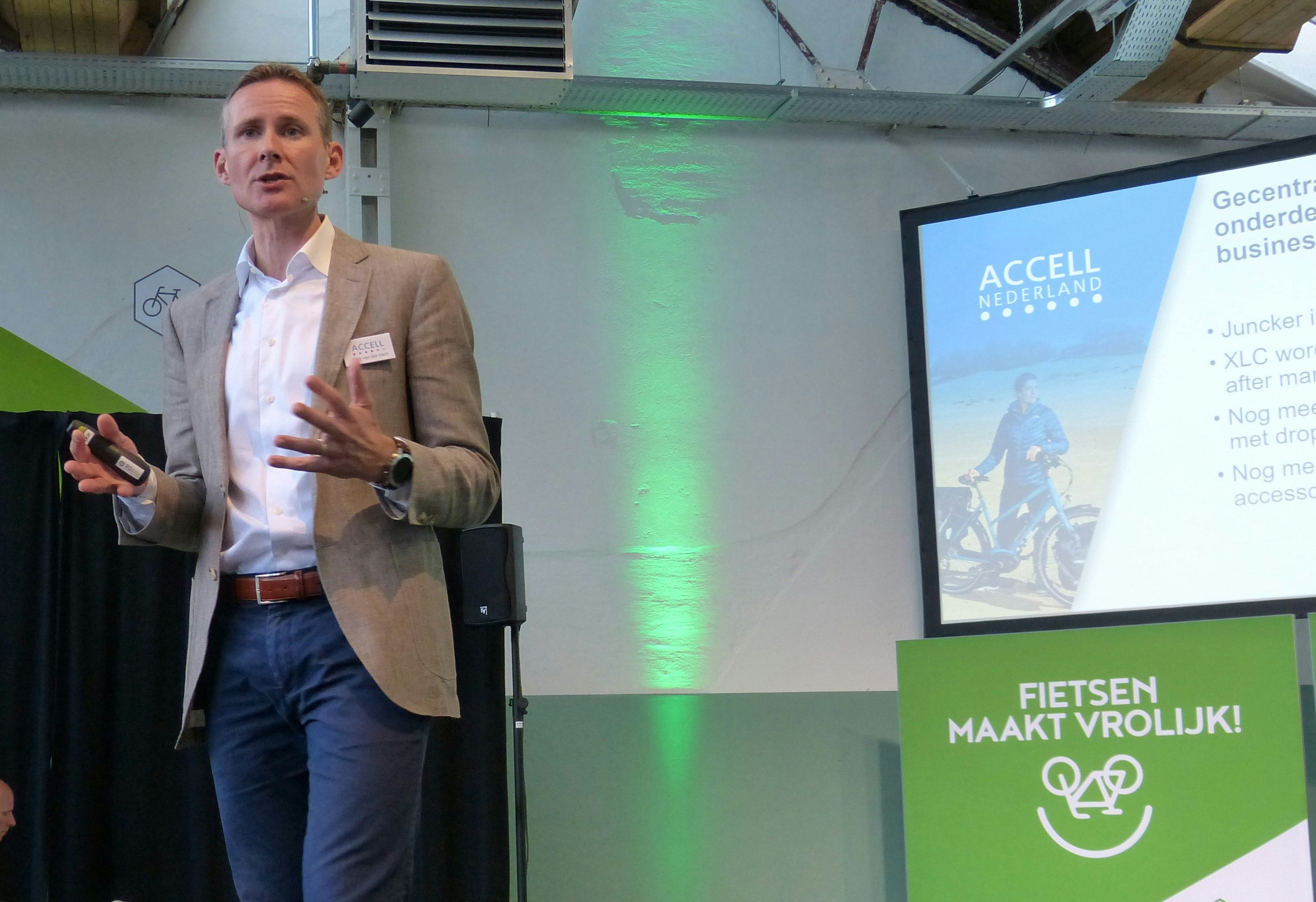 Sten van der Ham, directeur Accell Benelux, benadrukte in zijn verhaal dat nadrukkelijk gekozen is voor de beste klantervaring, zowel online als offline. Foto Tweewieler