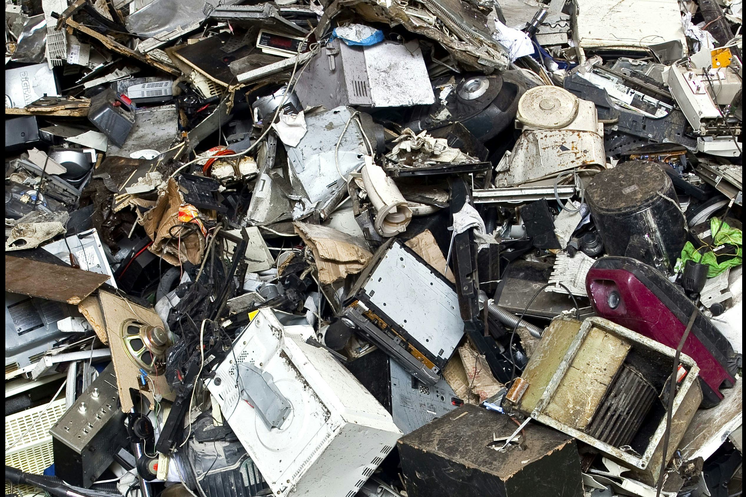 Sinds 15 augustus 2018 vallen ook elektrische fietsen en losse fietsverlichting onder de WEEE-regeling, wat staat voor Waste of Electrical and Electronic Equipment. Foto Wecycle