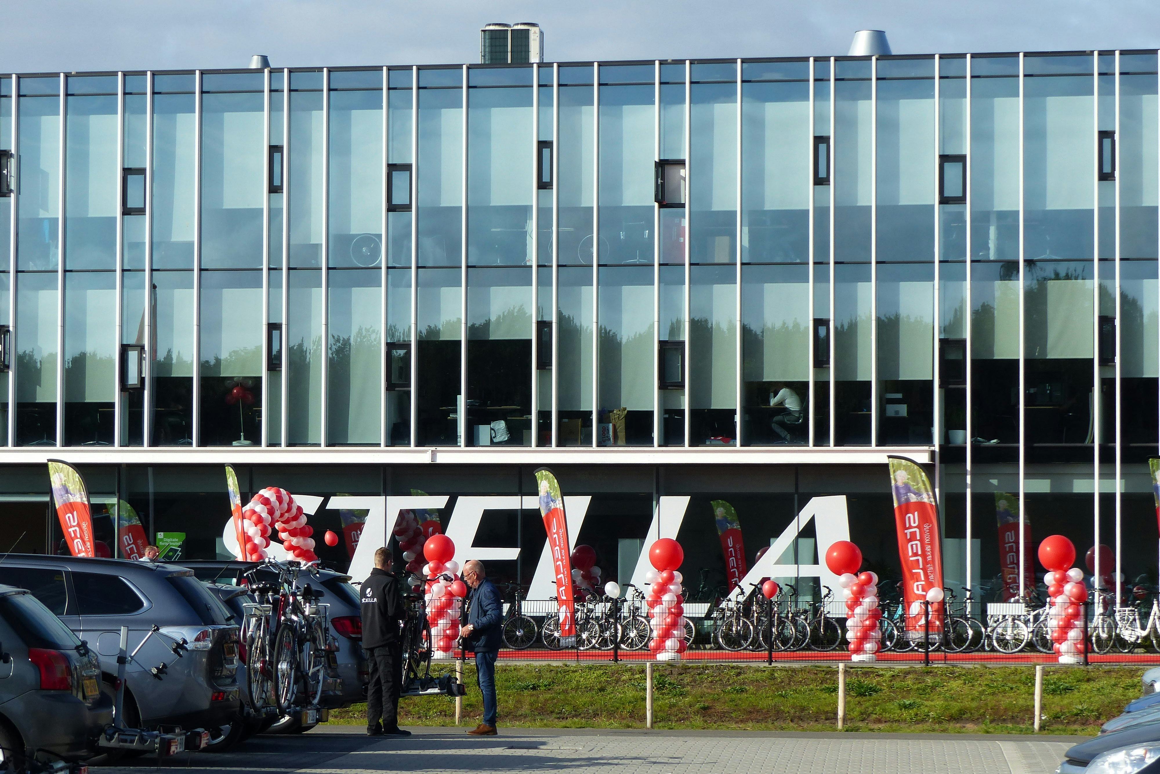 Ontslagen bij Stella