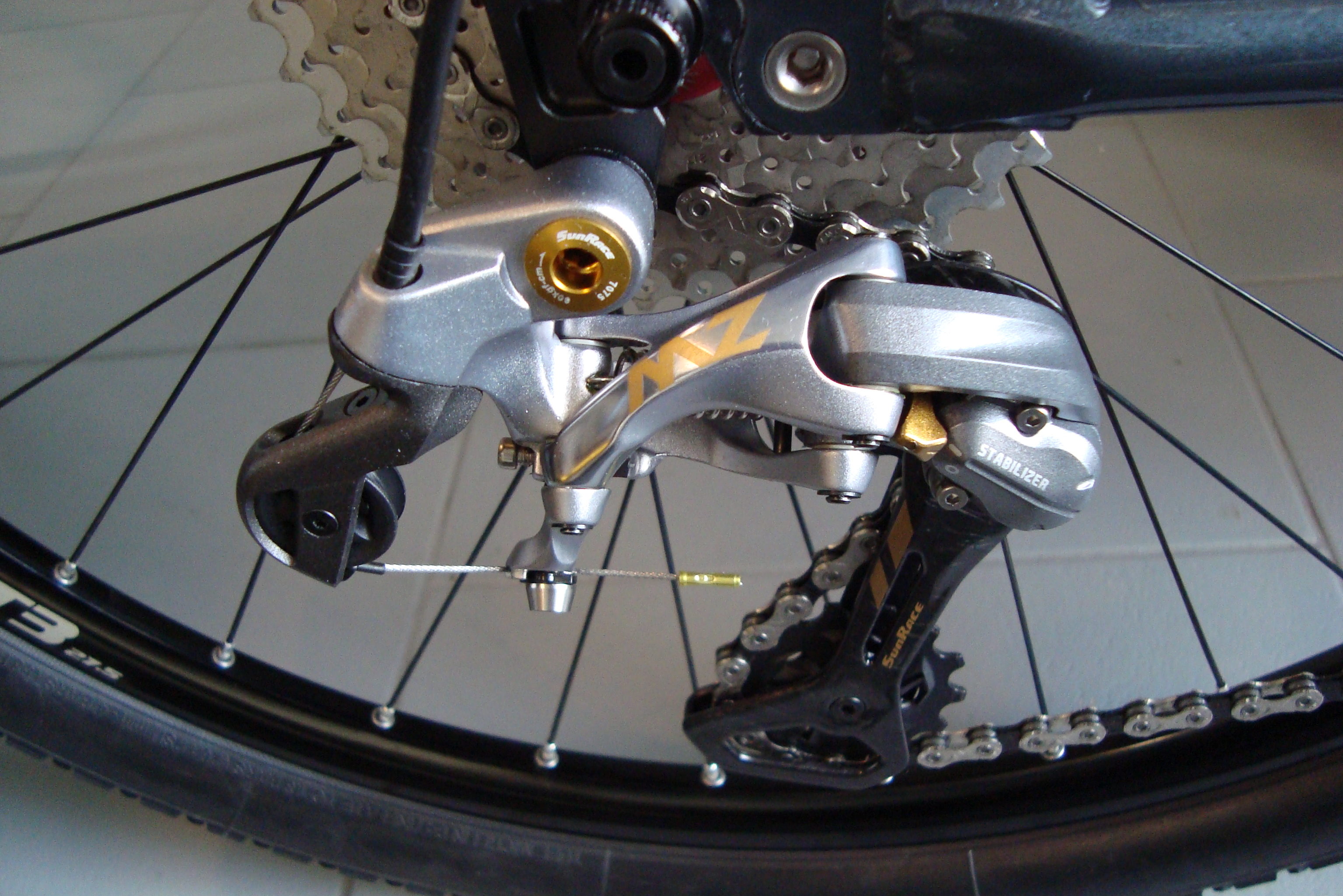 De nieuwste RDMZ-, RDMX- en RDMS-achterderailleurs van SunRace zijn speciaal ontwikkeld voor aandrijfsystemen met één voorblad en een wide-ratio cassette.