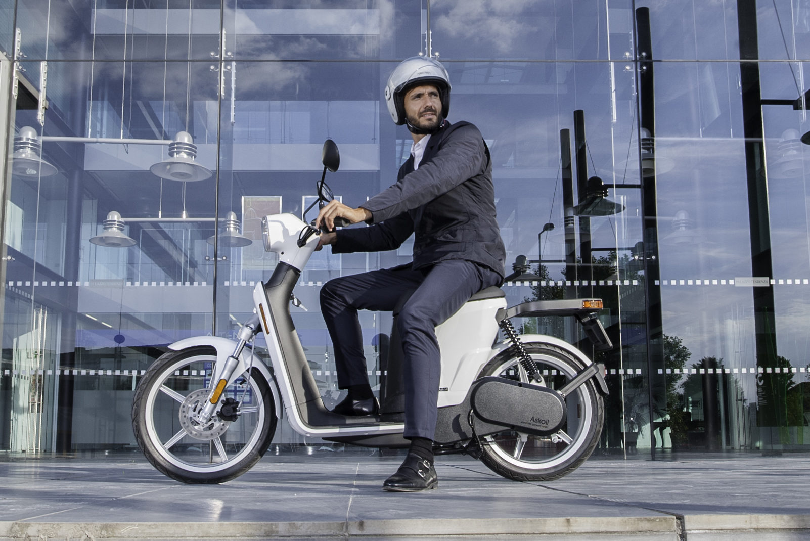 Moteo brengt elektrisch scootermerk Askoll op de markt.