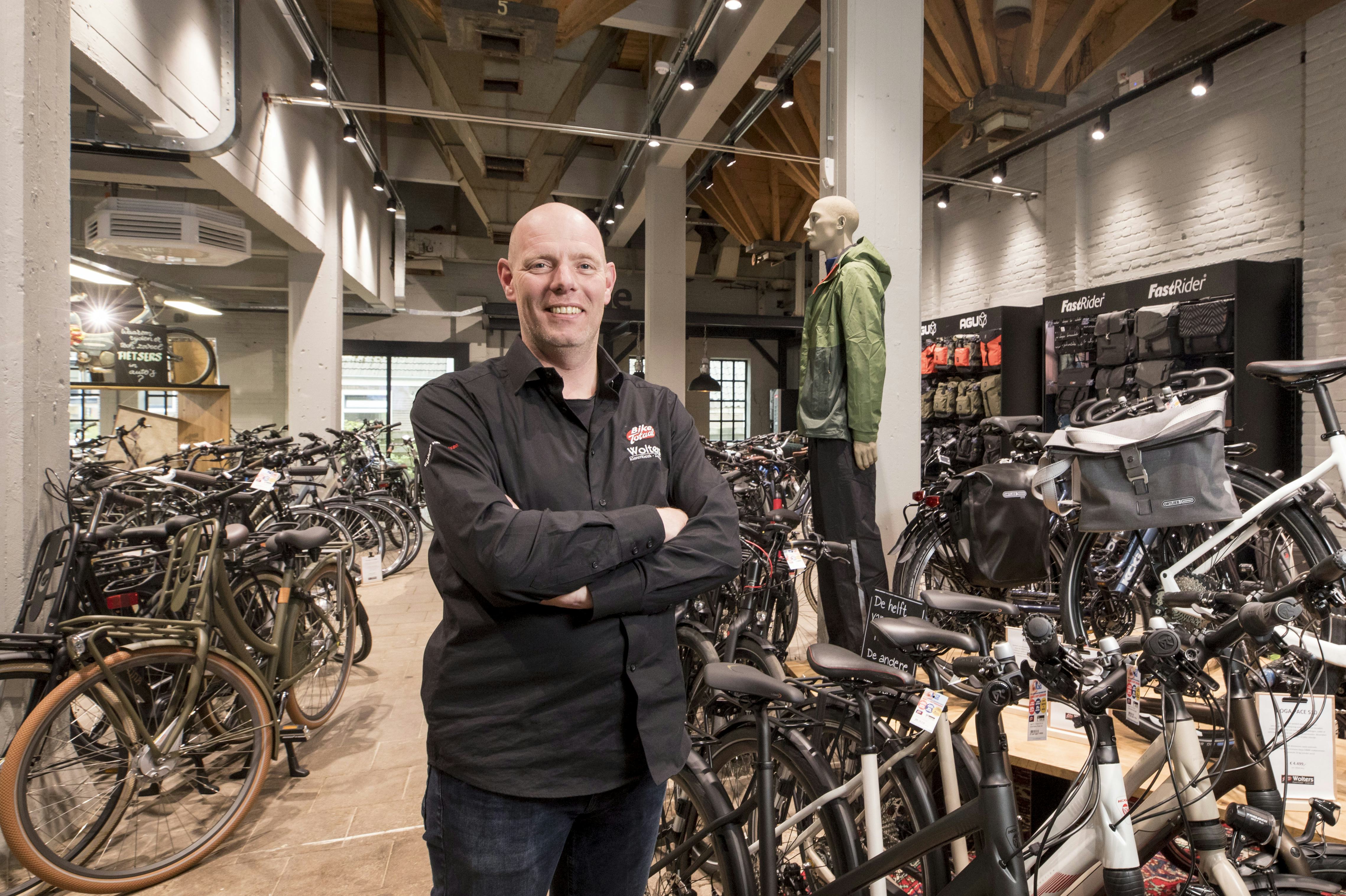 André Wolters en Patrick Brakman: 'Ziekteverzuim kan je zaak kapot maken'