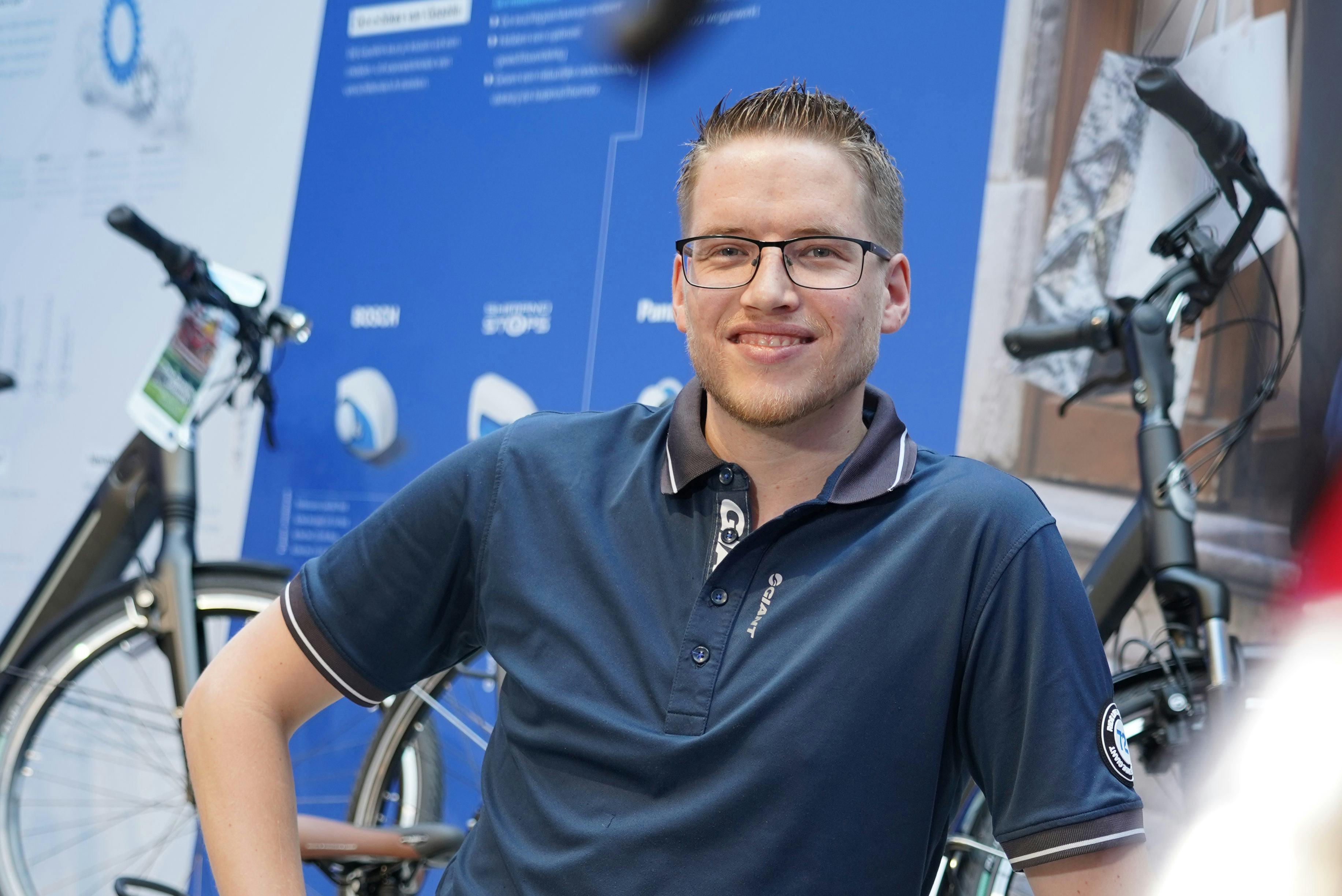 Lex Lunenburg: "De meeste verkopen doen we met z’n tweeën. De klant krijgt dan maximale aandacht."