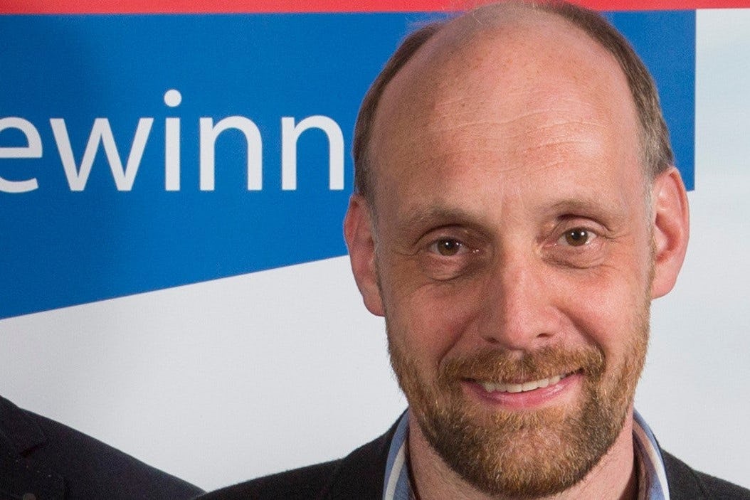 Hans Meinsma (rechts) doet mee omdat bij de verkiezing professionals naar zijn zaak kijken: "Dat verhoogt de kwaliteit alleen maar."