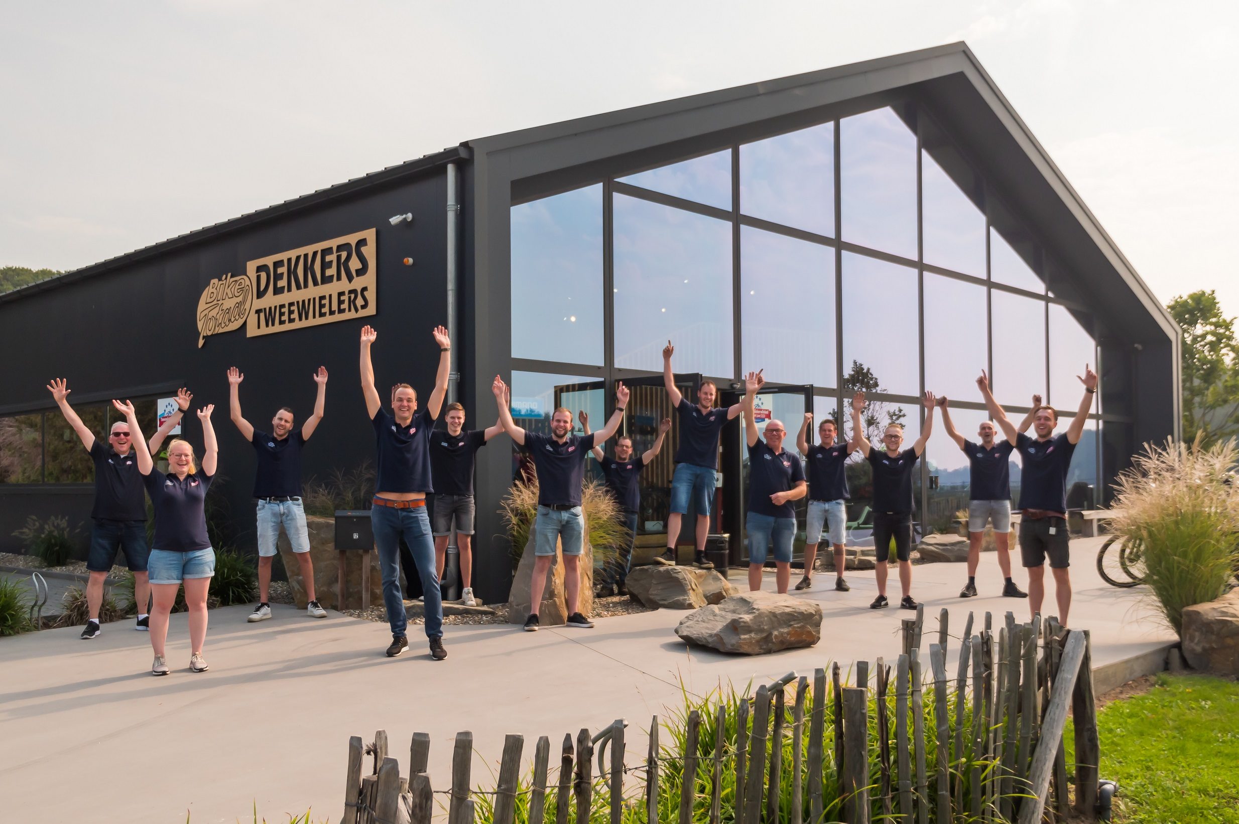 Dekkers in Wanssum Tweewielerwinkel van het Jaar 2020