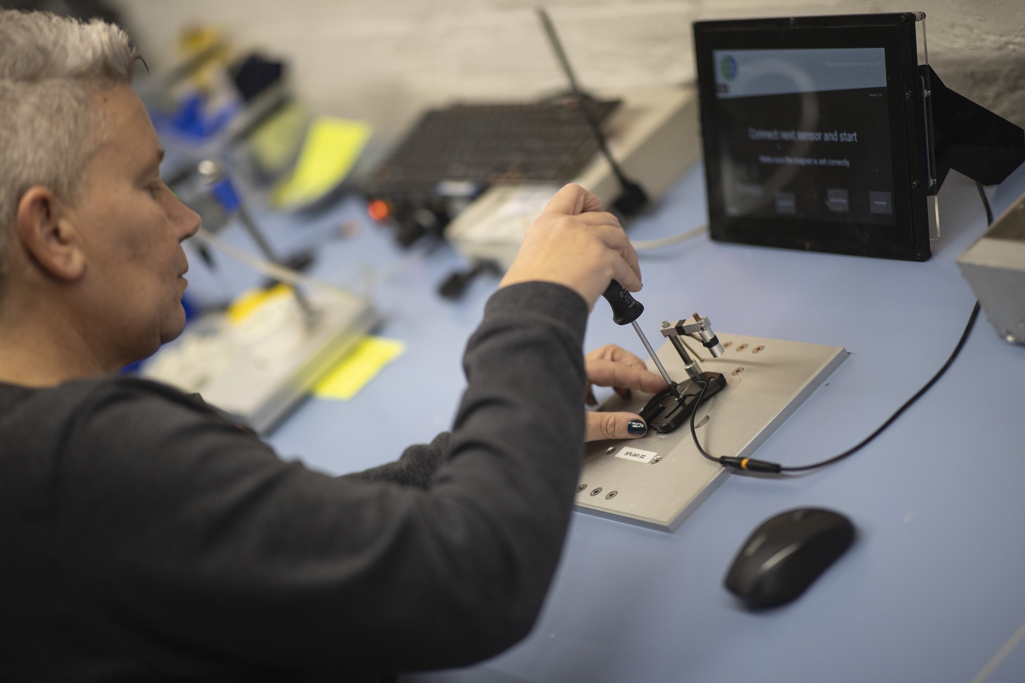 De productie van sensoren gebeurt volledig in eigen beheer bij IDbike.