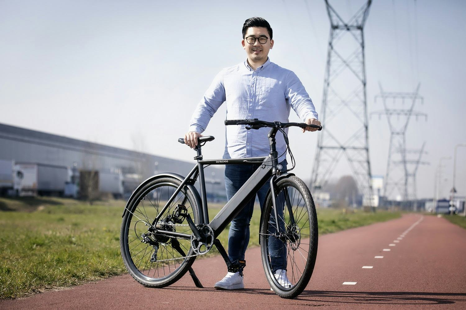 Michael Hu startte in 2019 met zijn merk Ostrichoo. De fiets is uitgerust met een voor de fietsenbranche unieke supercondensator.