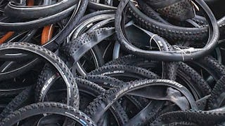 Schwalbe start met recycling buitenbanden