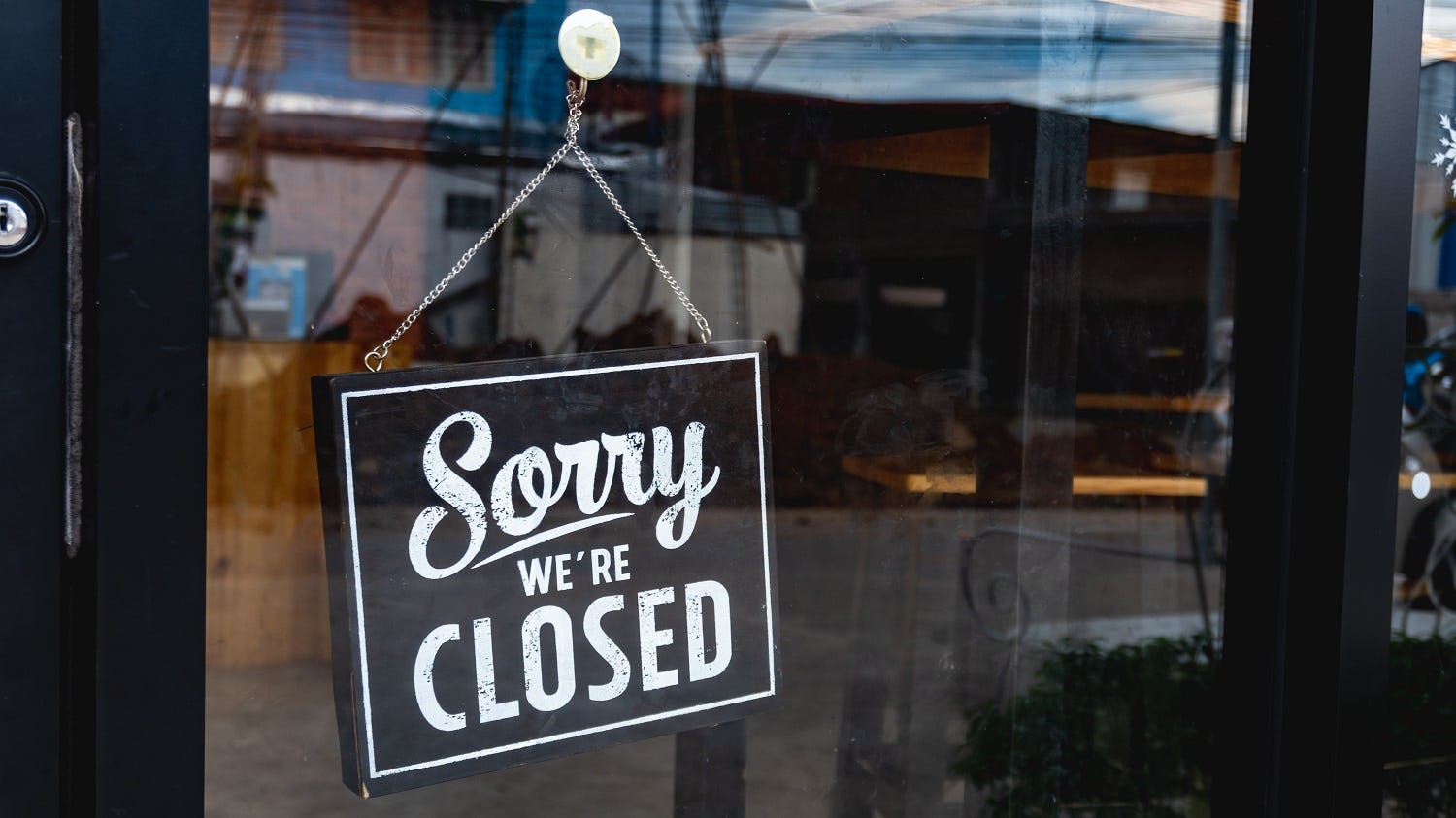 Wanneer je overweegt te stoppen met je bedrijf is de belangrijkste vraag: hoeveel geld heb je straks nodig om te kunnen leven zoals je wilt.