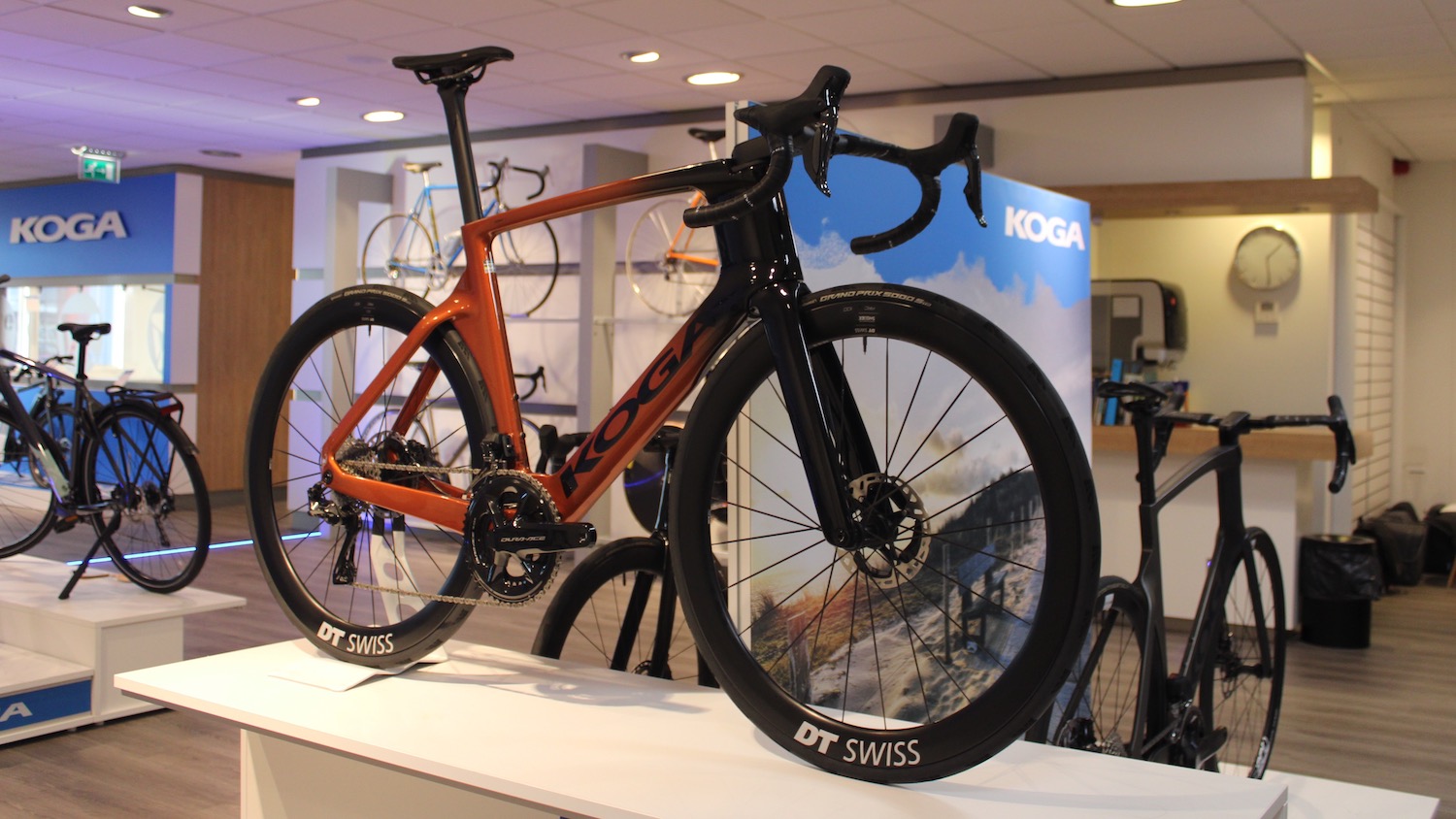 De Koga Kinsei; geïnspireerd op de baanfiets van het merk.